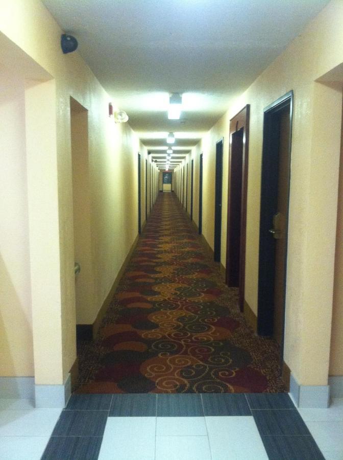 Super 8 South By Wyndham Hotell Bowling Green Eksteriør bilde